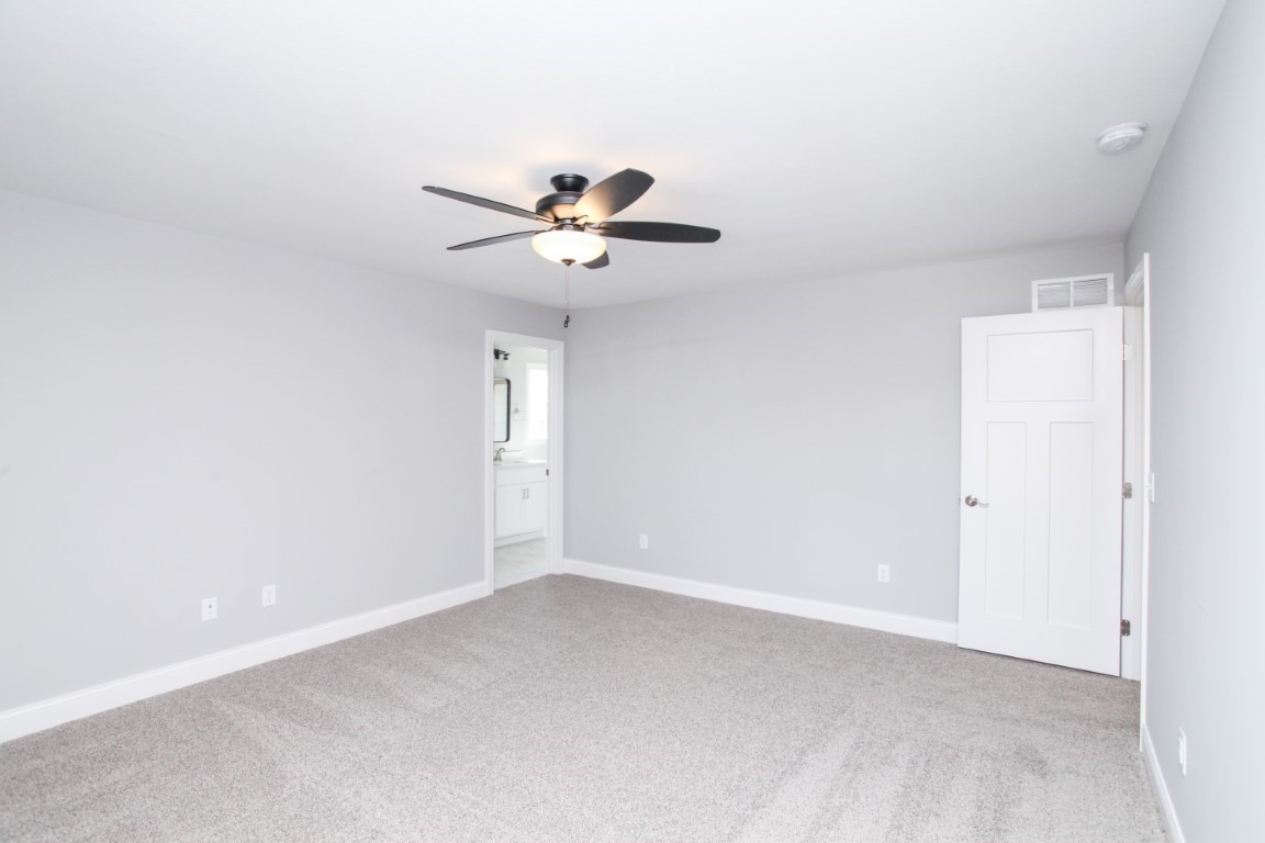 9 Brookstone Circle Bloomington, IL 61704 - Photo 24 of 40 a view of an empty room