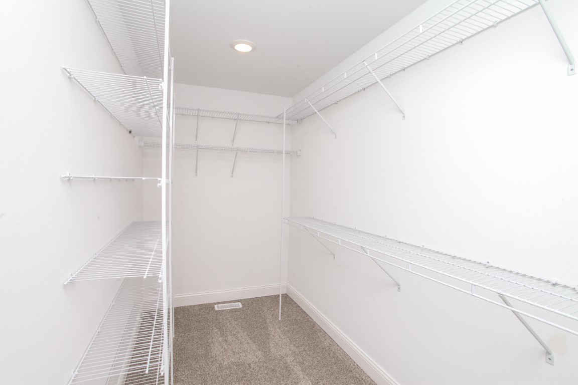 9 Brookstone Circle Bloomington, IL 61704 - Photo 27 of 40 a view of closet