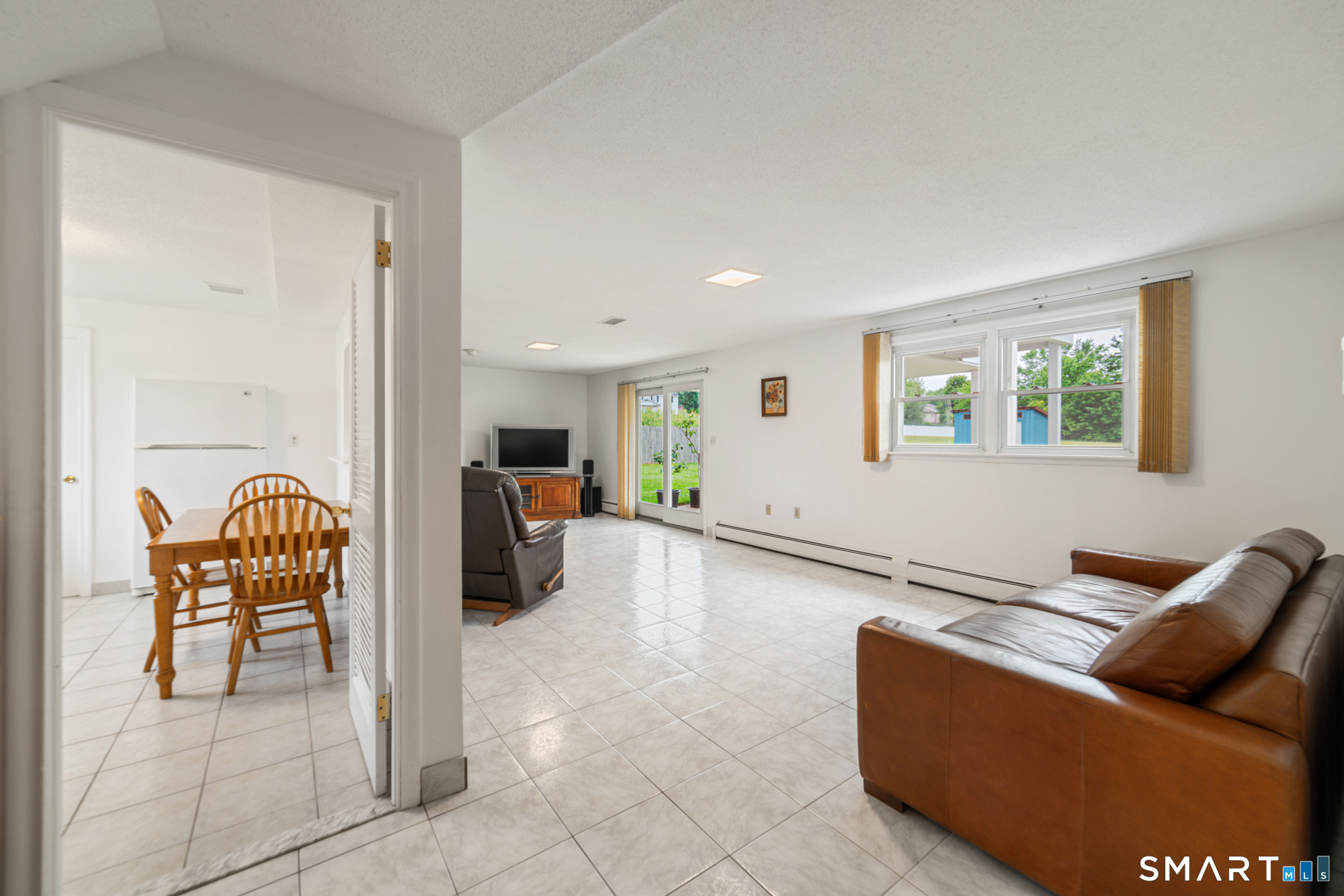 36 Cross Hill Road Wethersfield, CT 06109 - Photo 22 of 40