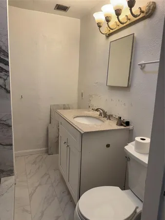 $2,000 | 1360 Southeast 3rd Court, Deerfield Beach, FL 33441