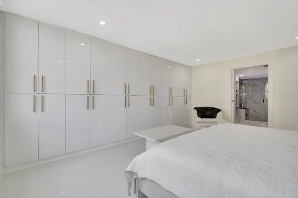 $3,800 | 5440 North Ocean Drive, Unit 1002, Singer Island, FL 33404