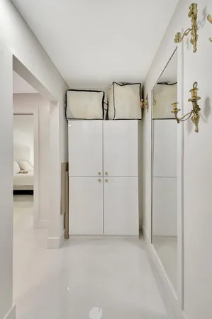 $3,800 | 5440 North Ocean Drive, Unit 1002, Singer Island, FL 33404