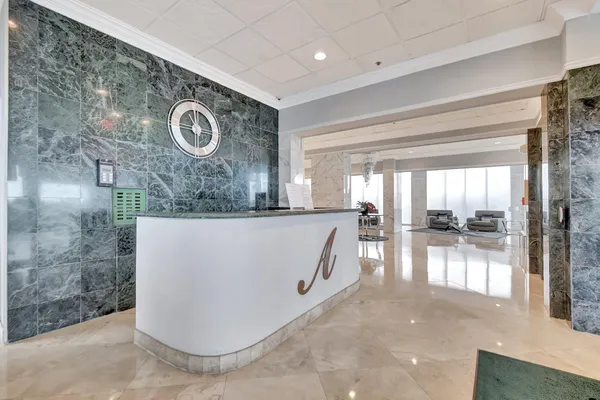 $3,800 | 5440 North Ocean Drive, Unit 1002, Singer Island, FL 33404