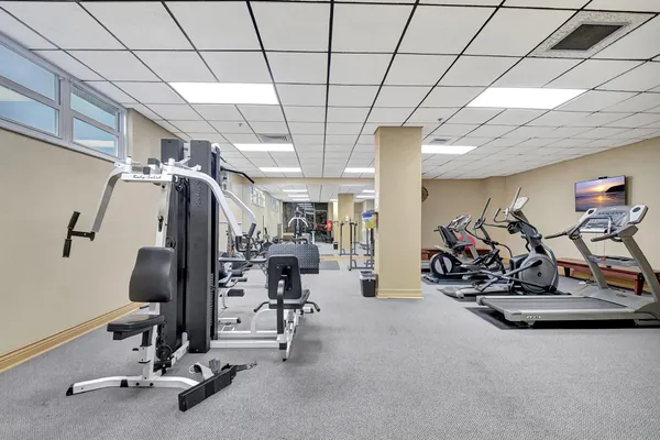 $3,800 | 5440 North Ocean Drive, Unit 1002, Singer Island, FL 33404