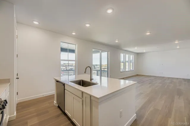 $913,850 | 12769 West Glasgow Place, Littleton, CO 80127