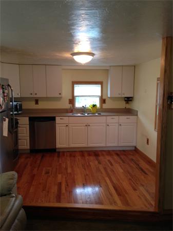 557-20 Southwest Cutoff Worcester, MA 01607 - Photo 4 of 11 Gallery Image 4