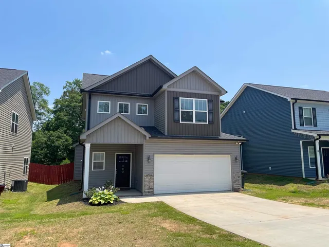 $285,000 | 203 Rosewood Circle, Duncan, SC 29334