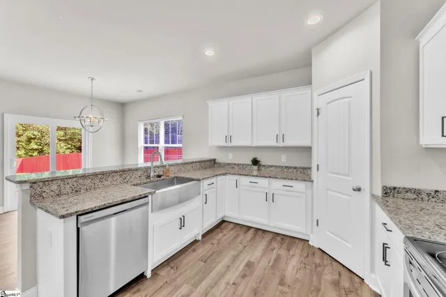 $285,000 | 203 Rosewood Circle, Duncan, SC 29334