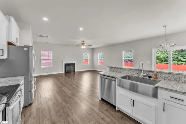 $285,000 | 203 Rosewood Circle, Duncan, SC 29334