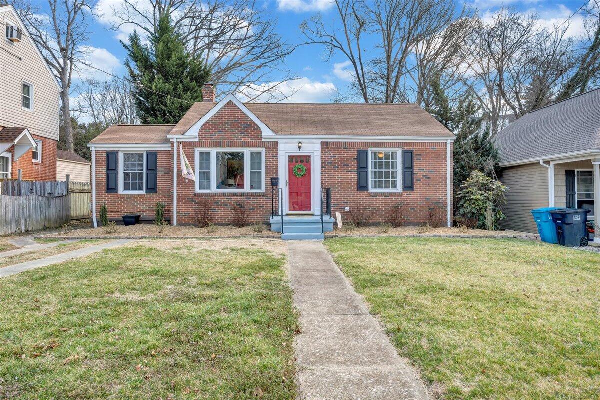 2438 Livingston Road Southwest Roanoke, VA 24015 - Photo 1 of 33 28-MIB06146