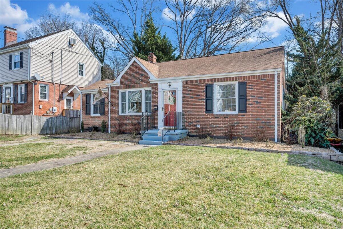 2438 Livingston Road Southwest Roanoke, VA 24015 - Photo 32 of 33 31-MIB06158
