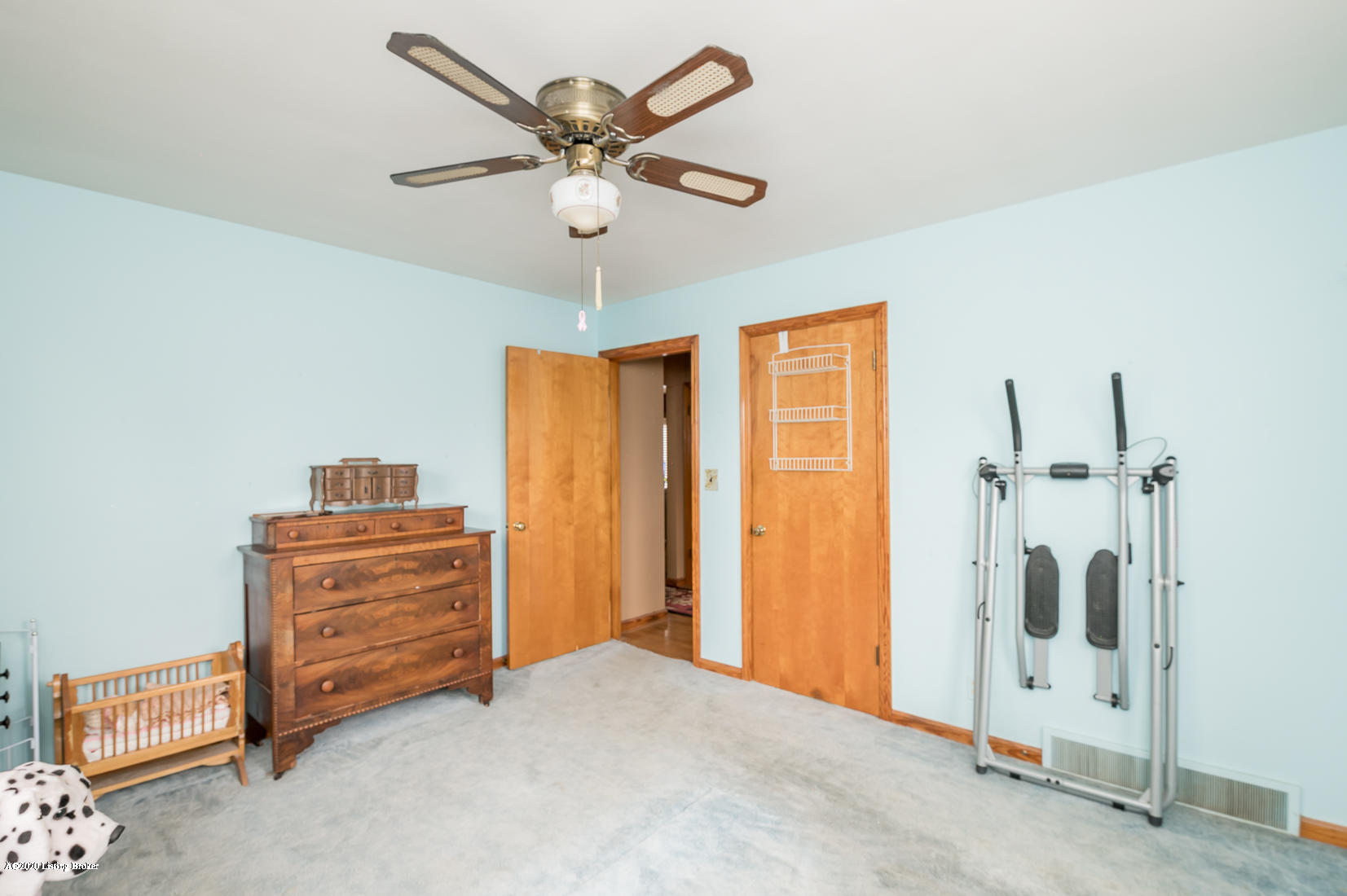 8611 Eula Road Louisville, KY 40219 - Photo 14 of 26 Listing-69