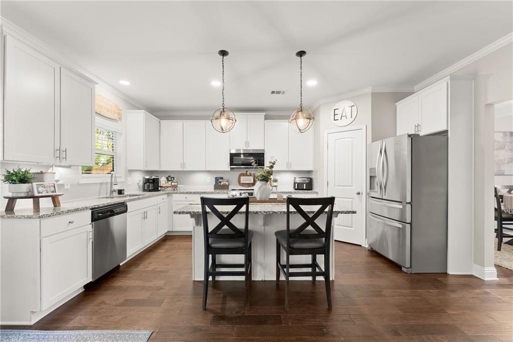 6322 Spring Cove Drive Flowery Branch, GA 30542 - Photo 9 of 52