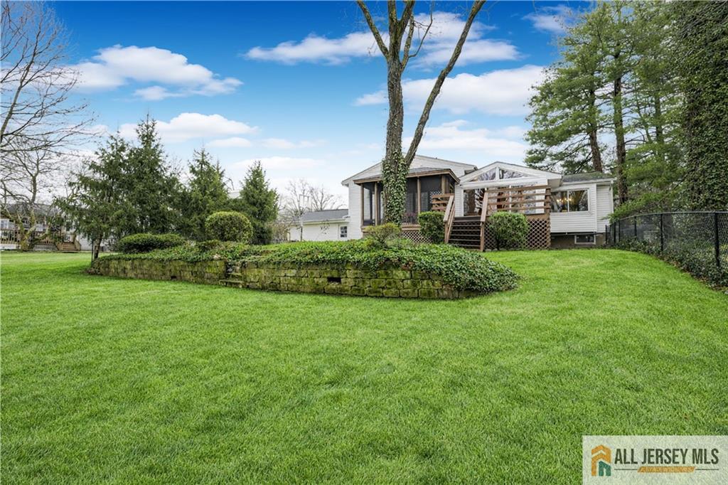 11 Agate Road East Brunswick, NJ 08816 - Photo 45 of 49