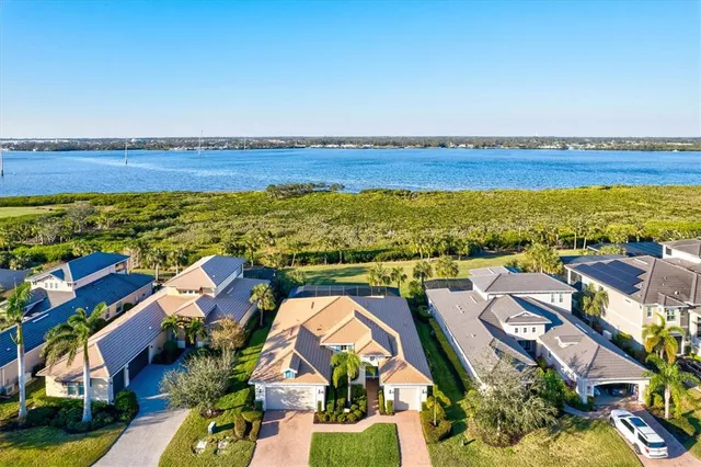 $950,000 | 5130 Tidewater Preserve Boulevard, Bradenton, FL 34208