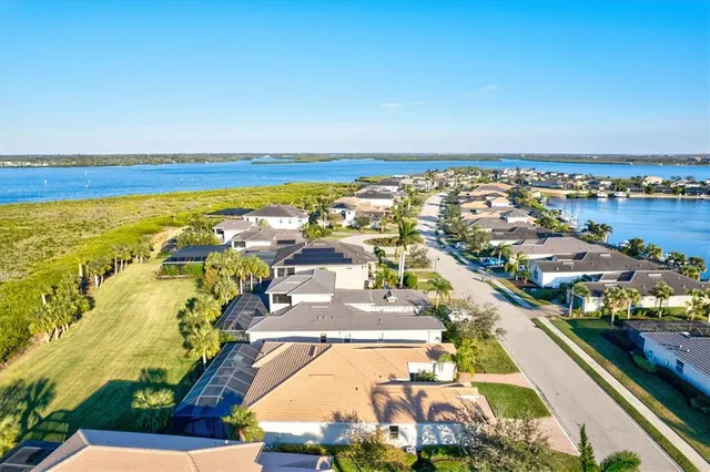 $950,000 | 5130 Tidewater Preserve Boulevard, Bradenton, FL 34208