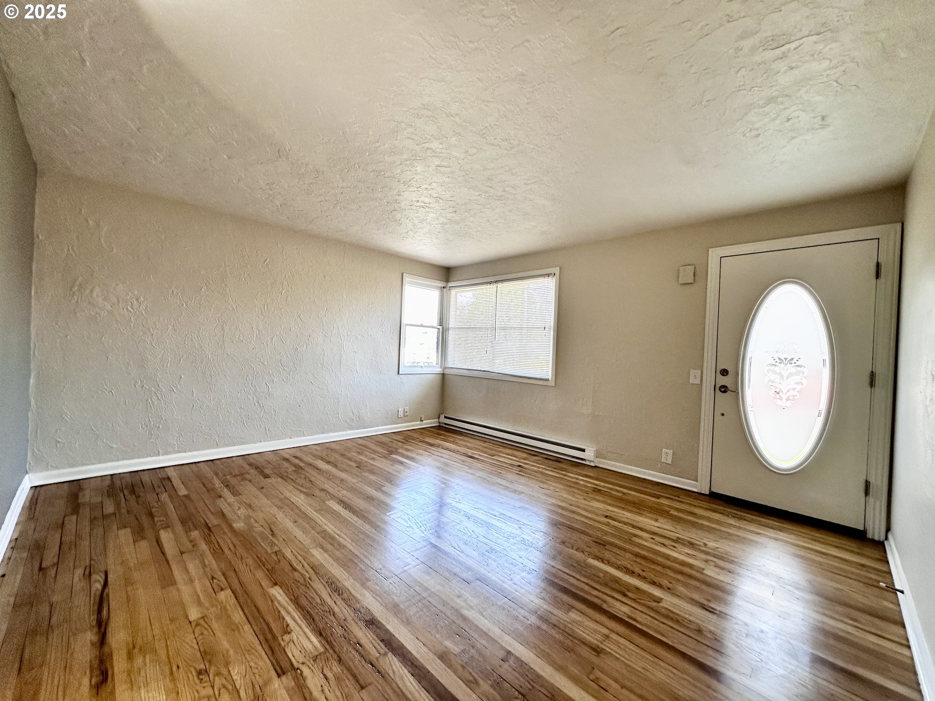 550 Southeast 2nd Street Gresham, OR 97080 - Photo 5 of 19