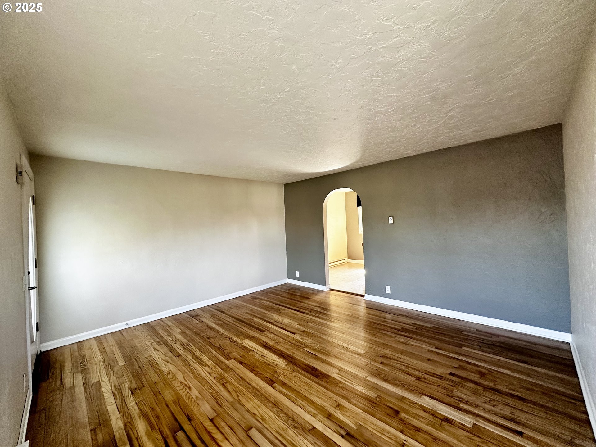 550 Southeast 2nd Street Gresham, OR 97080 - Photo 7 of 19