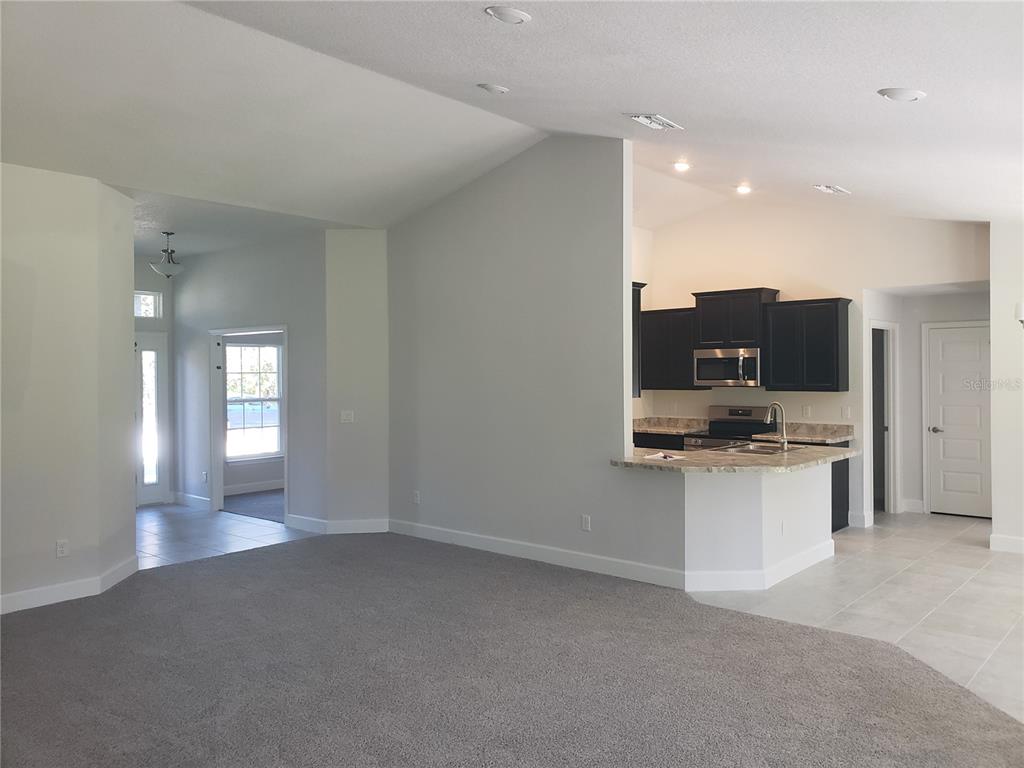 12310 Indigo Bunting Road Weeki Wachee, FL 34614 - Photo 5 of 11 Gallery Image 5