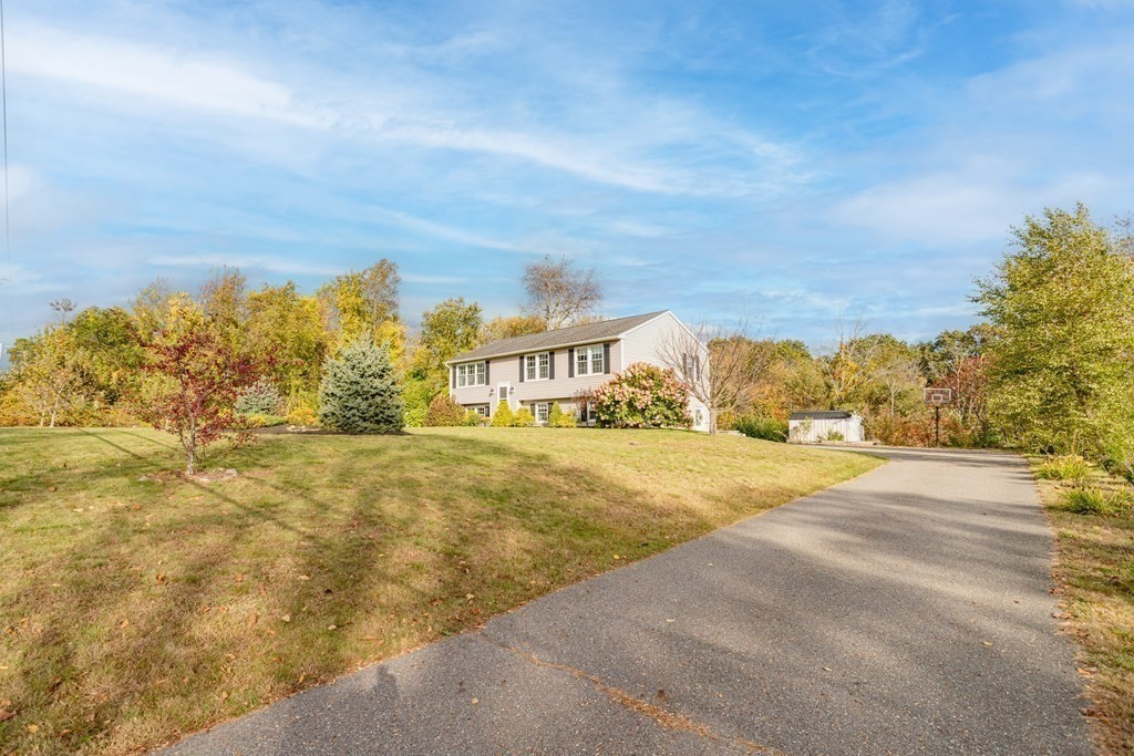 67 Bean Porridge Hill Road Westminster, MA 01473 - Photo 41 of 42 a view of an ocean