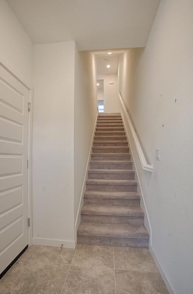 1672 17th Street Oakland, CA 94607 - Photo 6 of 24 a view of entryway