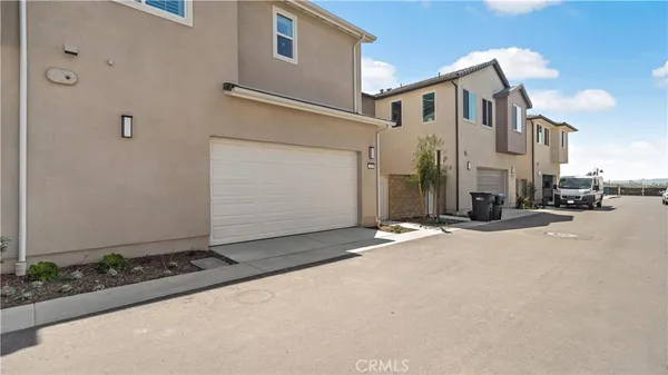 $5,100 | 110 Scoville, Irvine, CA 92618