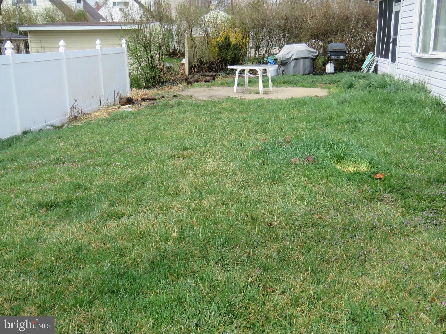 40 Candytuft Road Levittown, PA 19057 - Photo 13 of 13 Gallery Image 13