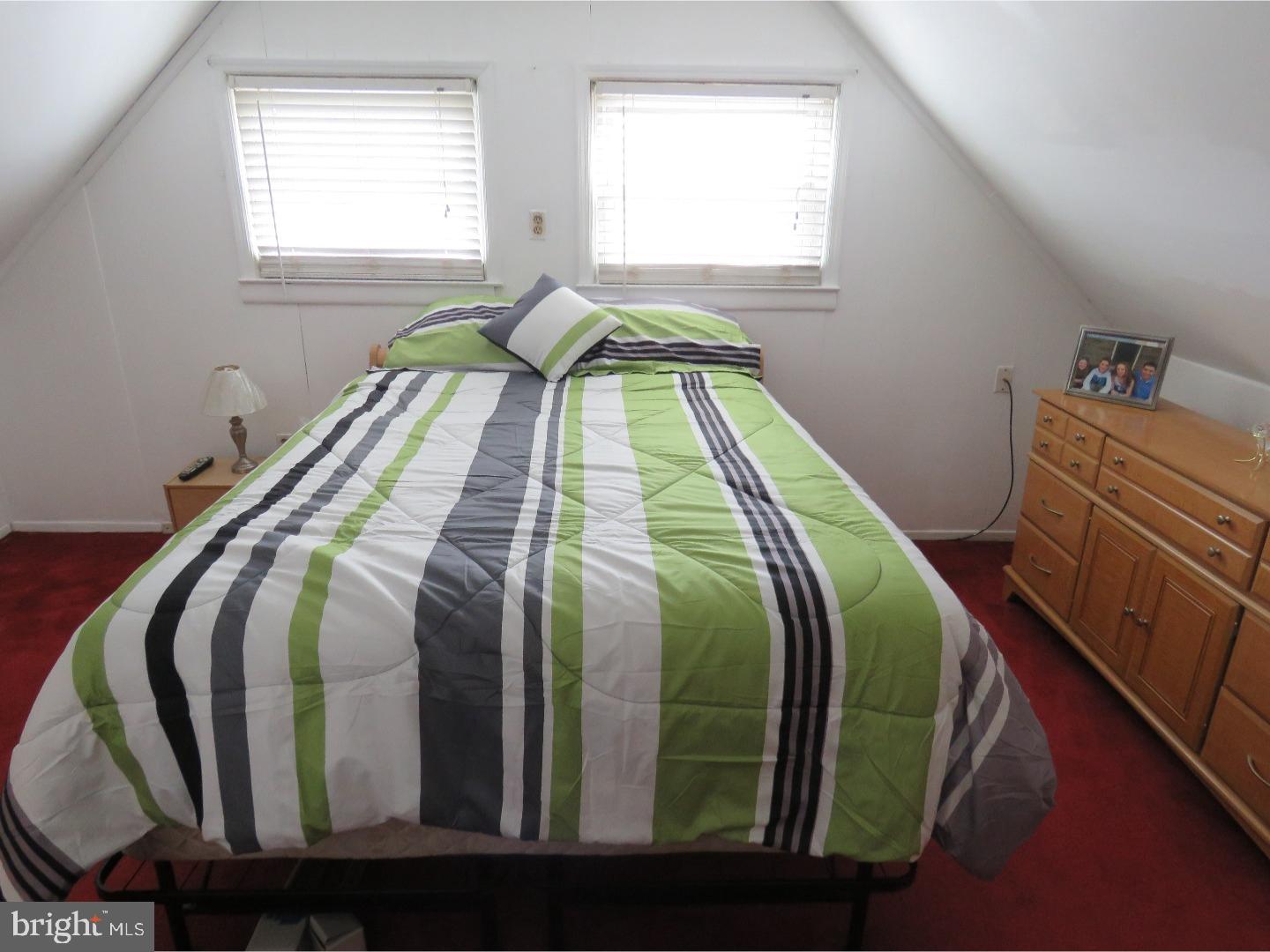 40 Candytuft Road Levittown, PA 19057 - Photo 9 of 13 Gallery Image 9