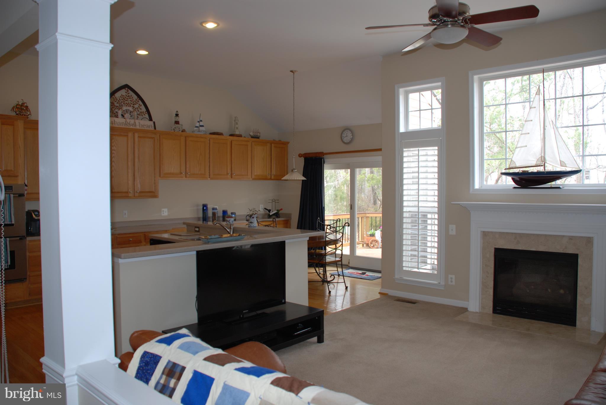 Adjoins Kitchen Perfect for Entertaining