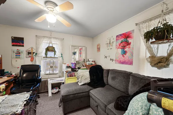 $215,000 | 585-a & B State Road, North Adams, MA 01247