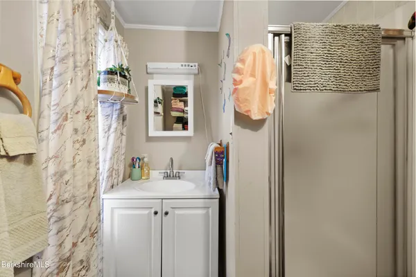 $215,000 | 585-a & B State Road, North Adams, MA 01247