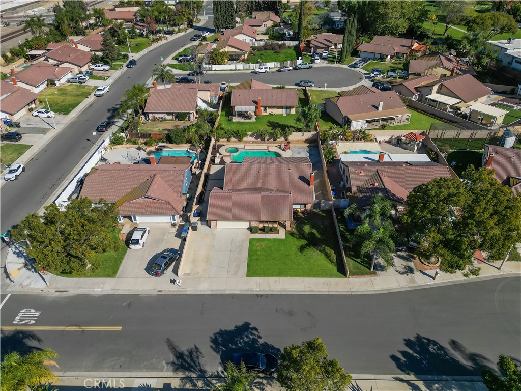 3635 Courbette Drive Riverside, CA 92503 - Photo 3 of 27