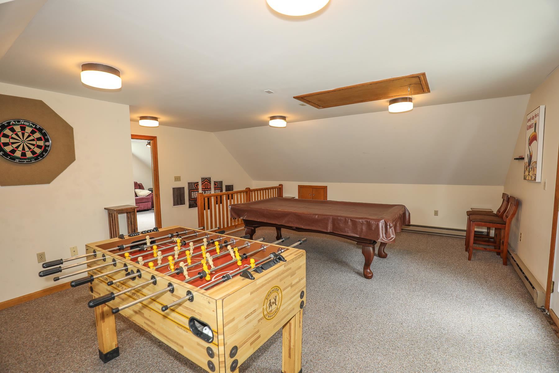 513 Mammoth Road Pelham, NH 03076 - Photo 36 of 40
