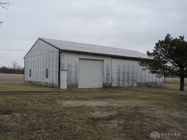 13313 South State Line Road Union City, IN 45390 - Photo 3 of 13 Gallery Image 3