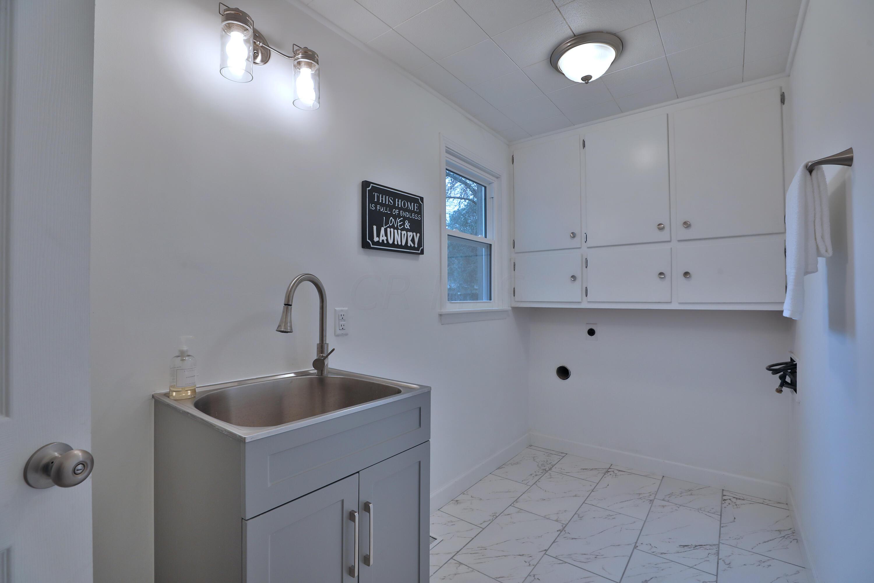 2217 Haverford Road Columbus, OH 43220 - Photo 43 of 50 2217-Haverford-28