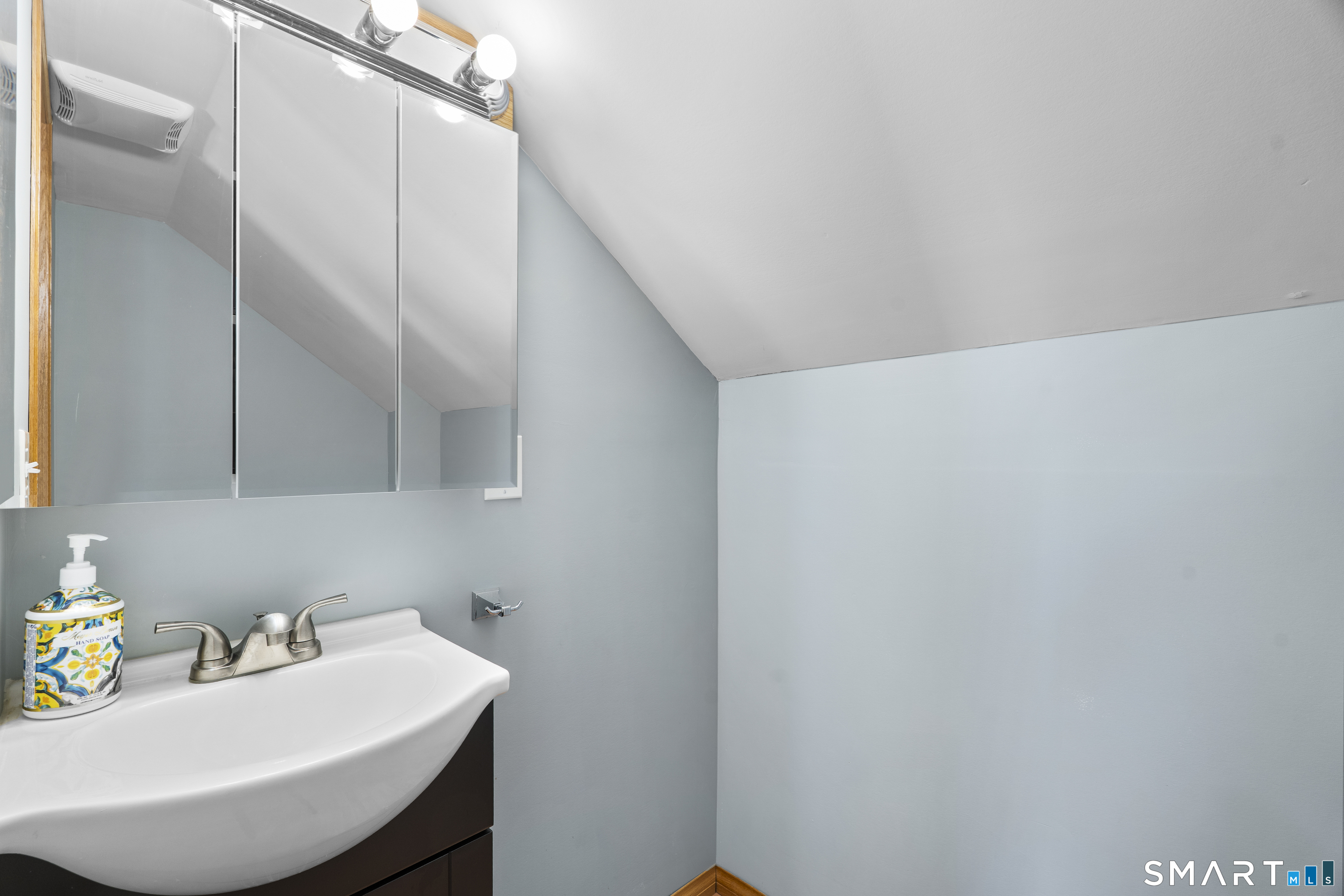 75 Berwyn Street Milford, CT 06461 - Photo 16 of 28