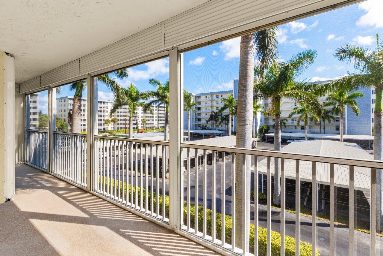 1 Harbourside Drive, Unit 1301 Delray Beach, FL 33483 - Photo 24 of 40 Balcony w/Marina View