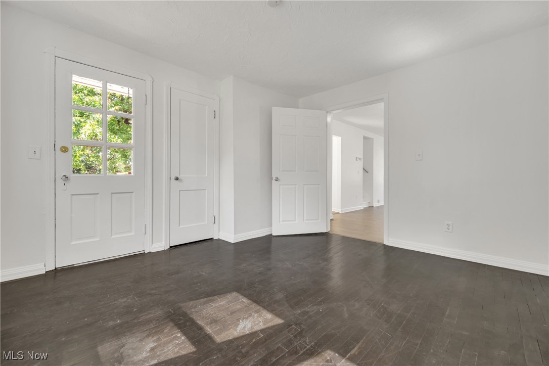 4719 Snow Road Cleveland, OH 44134 - Photo 23 of 45