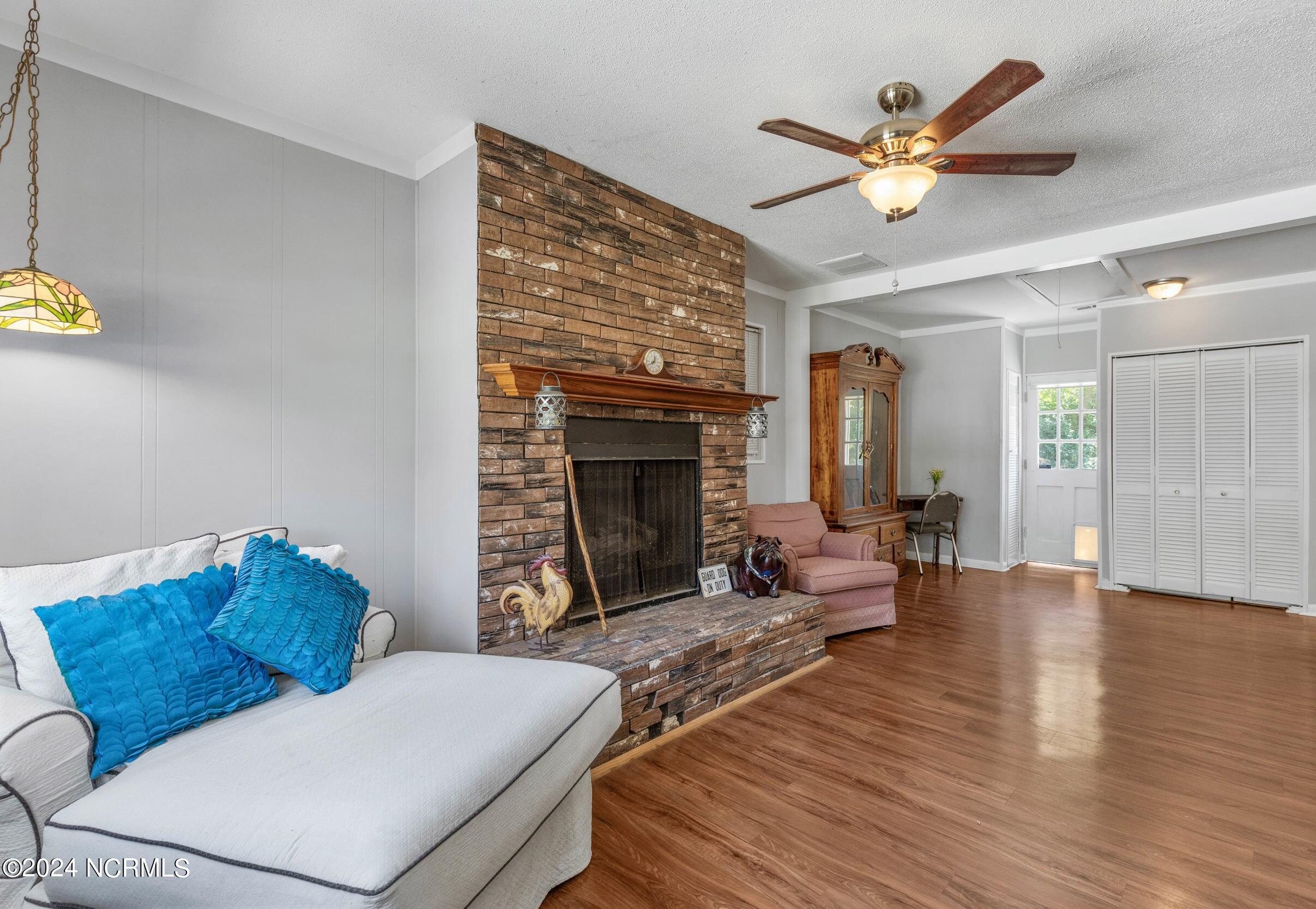 506 Manet Road Wilmington, NC 28412 - Photo 16 of 48 The perfect cozy nook