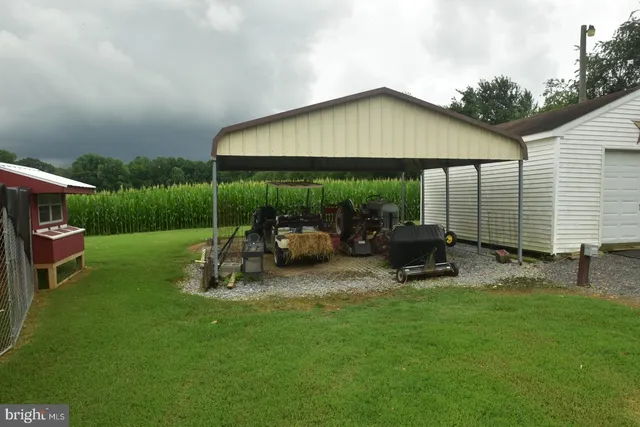 $750,000 | 263 Smokey Lane, Smyrna, DE 19977