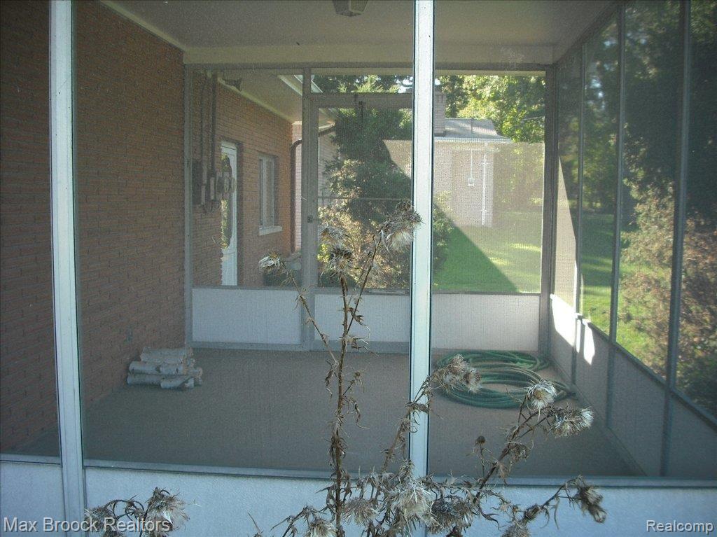 180 Boyken Road Rochester, MI 48307 - Photo 23 of 24 180 Boyken Screen Porch 2
