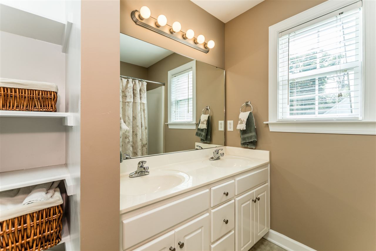 328 Jamison Drive Raleigh, NC 27610 - Photo 17 of 25 Hallway Full Bath