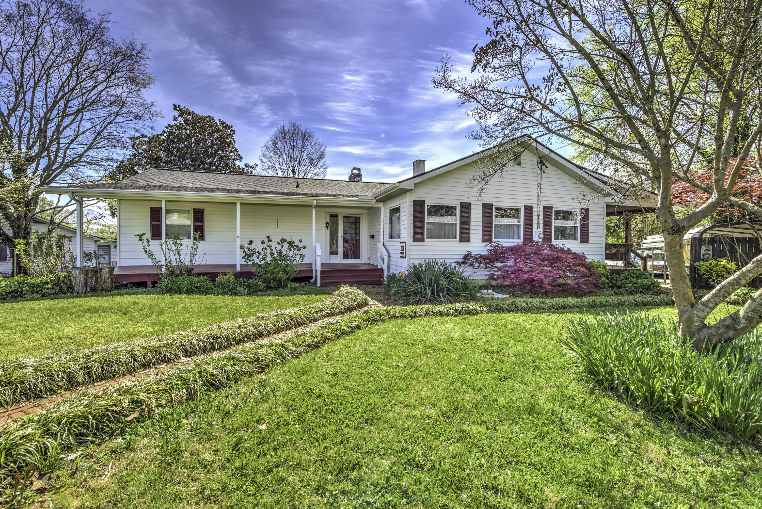 113 East Pasadena Road Oak Ridge, TN 37830 - Photo 1 of 34 1