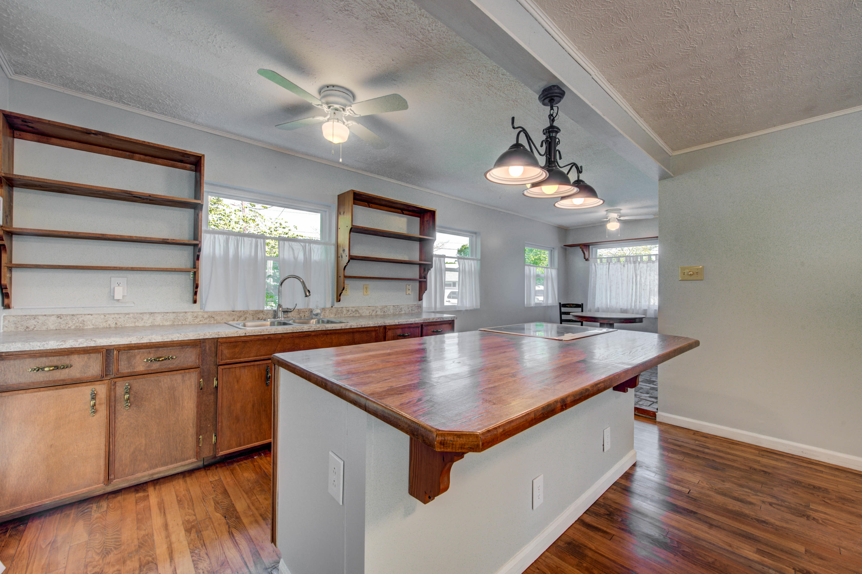 113 East Pasadena Road Oak Ridge, TN 37830 - Photo 12 of 34 12