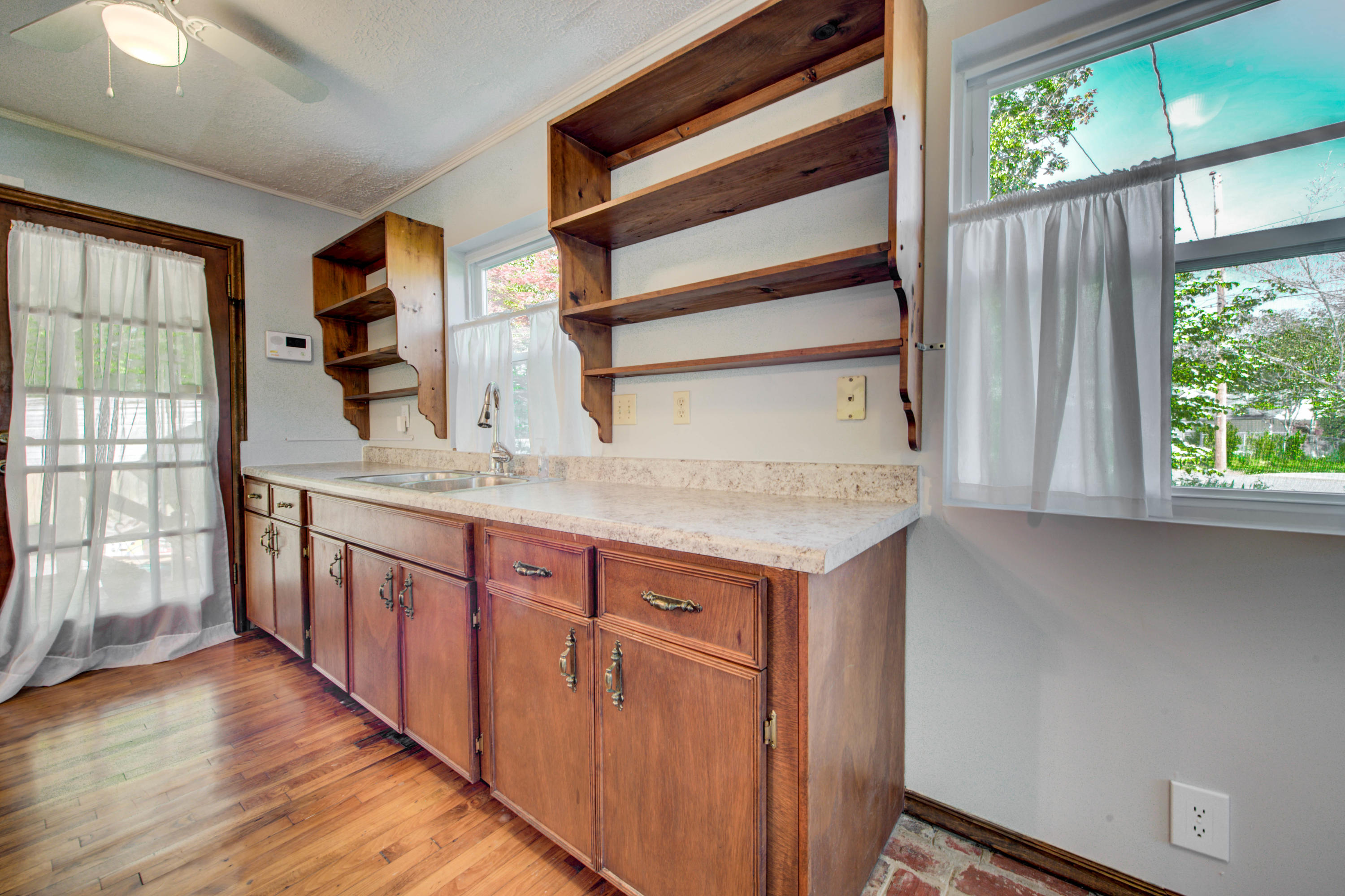 113 East Pasadena Road Oak Ridge, TN 37830 - Photo 14 of 34 14