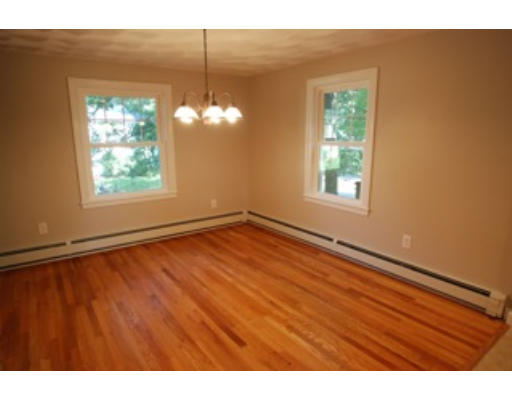 24 Manor Road Shrewsbury, MA 01545 - Photo 3 of 10 Gallery Image 3