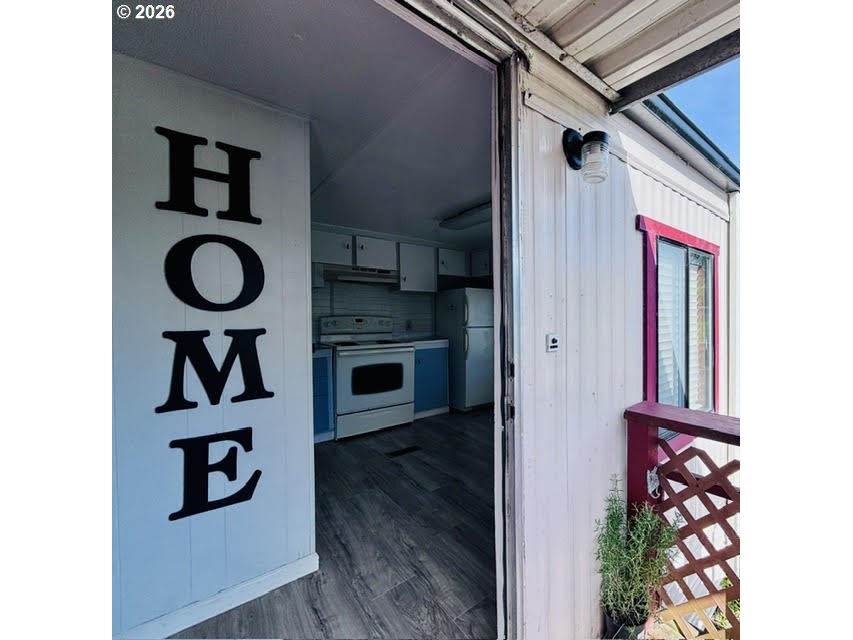 87735 Highway 101, Unit 1 Florence, OR 97439 - Photo 5 of 20