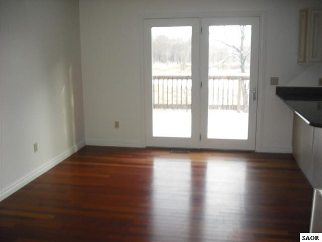 1100 Crooked Lake Road Fenton, MI 48430 - Photo 3 of 9 46530-2.JPG