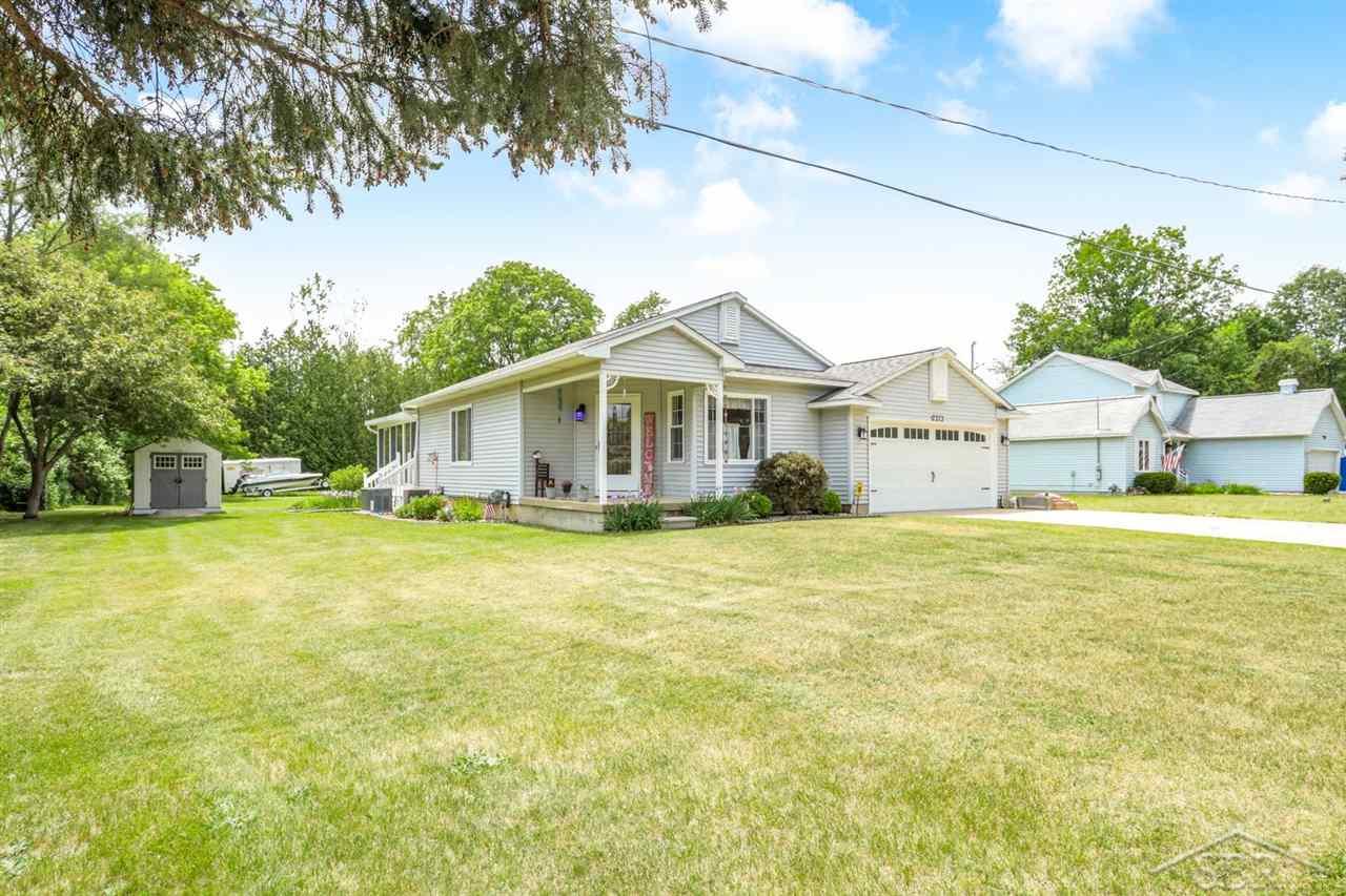 7373 West Stanley Road Flushing, MI 48433 - Photo 1 of 50 50047659.JPG