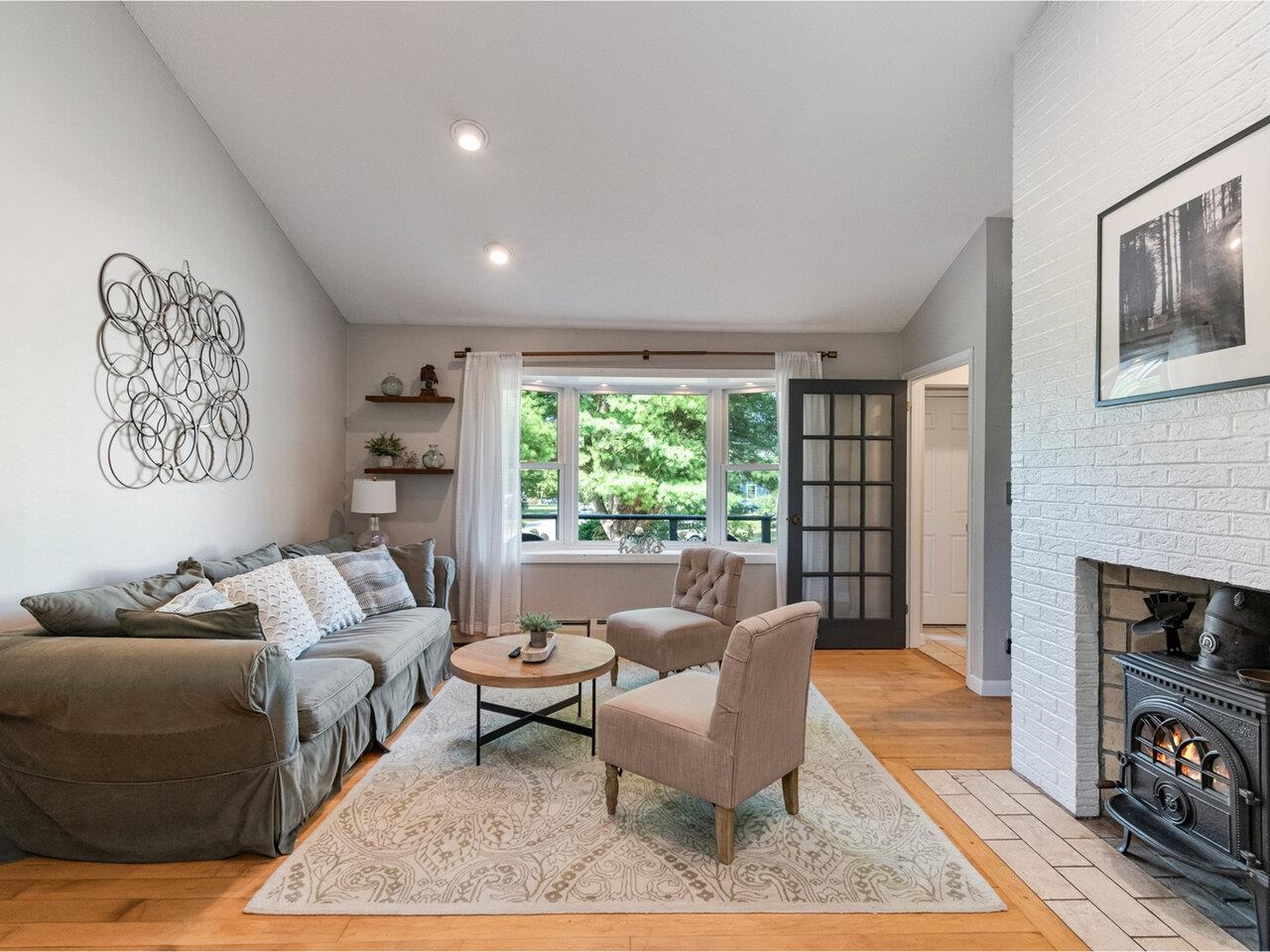 232 Lefebvre Lane Williston, VT 05495 - Photo 5 of 41